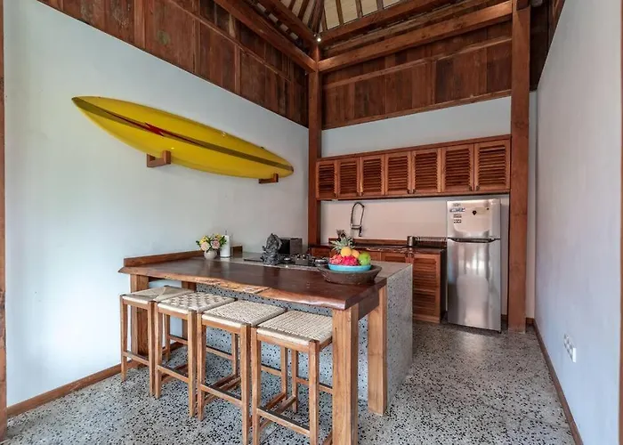 The Padang Pool Sleeps 7 Located In Jungle 5 Mins From Uluwatu's Famous Beaches * Uluwatu (Bali)