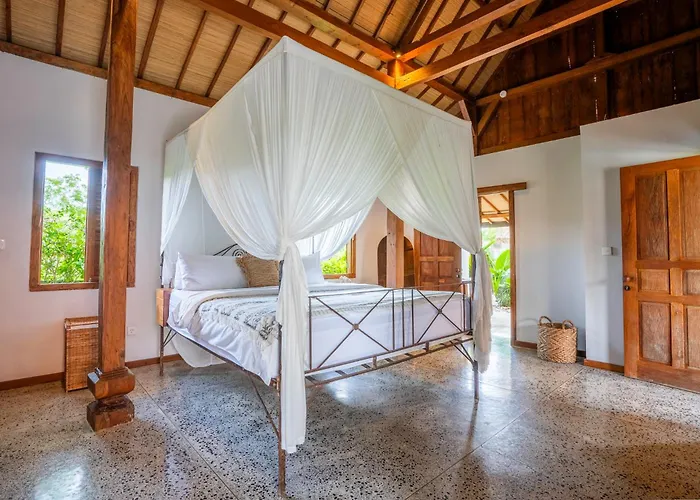 Villa The Padang Pool Sleeps 7 Located In Jungle 5 Mins From Uluwatu's Famous Beaches Uluwatu (Bali)