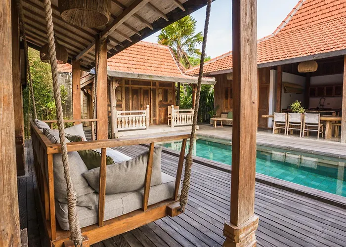 The Padang Pool Sleeps 7 Located In Jungle 5 Mins From Uluwatu's Famous Beaches